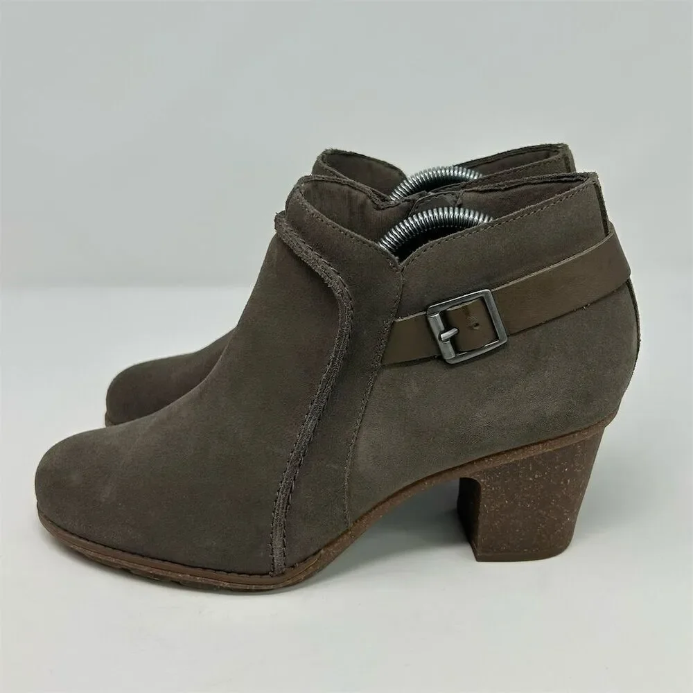 Clarks Gray Taupe Suede Heeled Ankle Boots Size 12 Casual Booties Fall Comfort